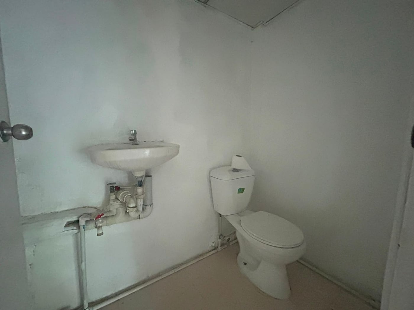 Local comercial en alquiler 60 m² calle socorro sá – foto 3