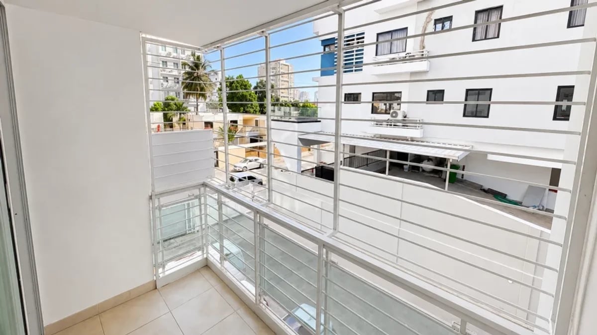 Apartamento de tres habitaciones en Alquiler – foto 1