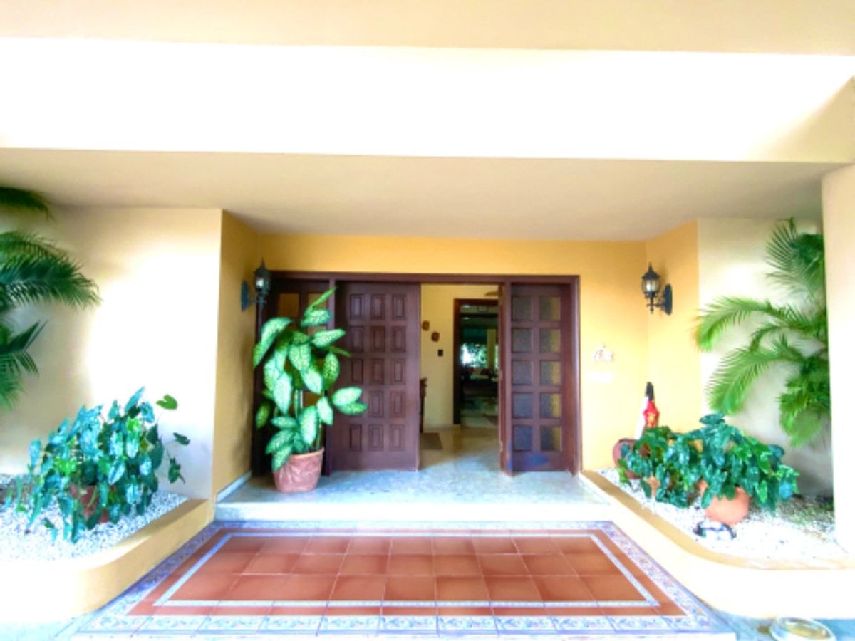 Casa en Arroyo Hondo, Santo Domingo – foto 1