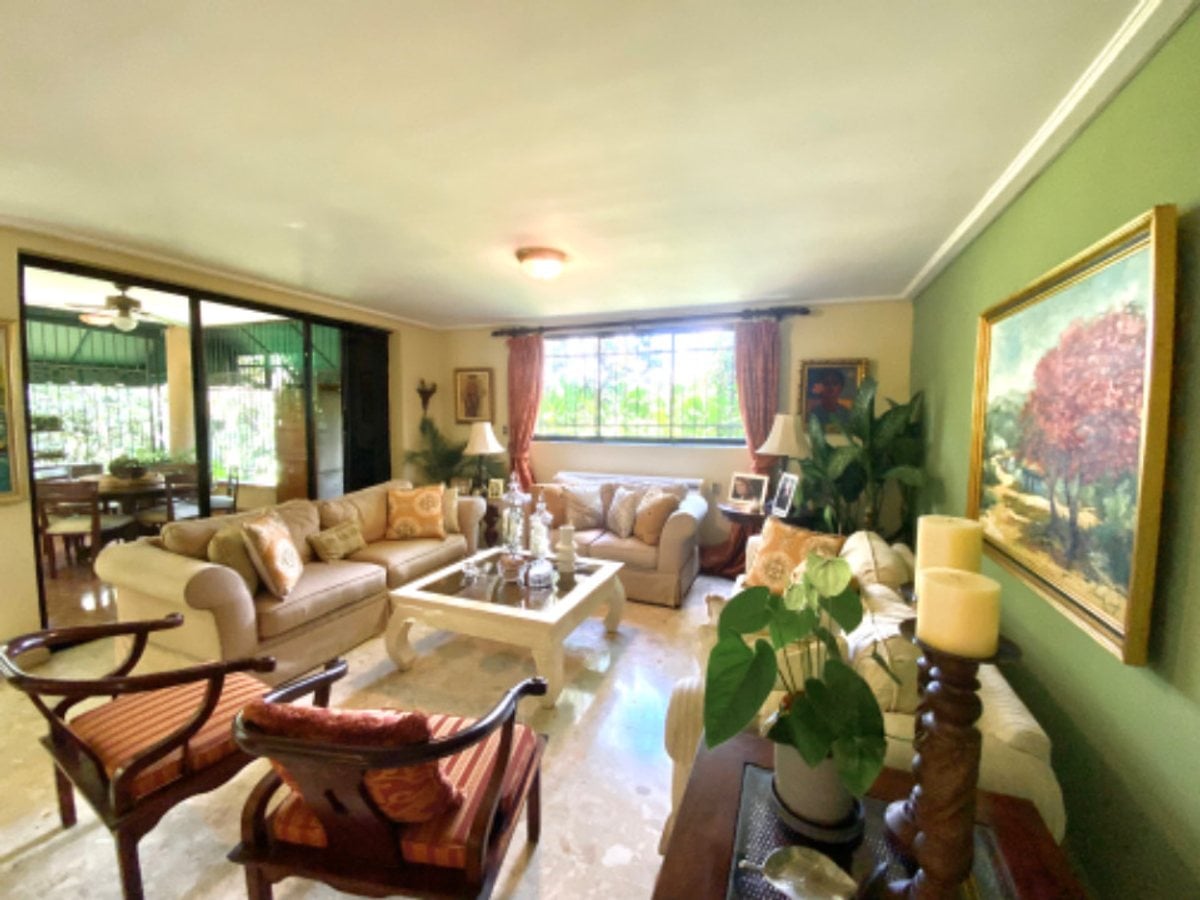 Casa en Arroyo Hondo, Santo Domingo – foto 7