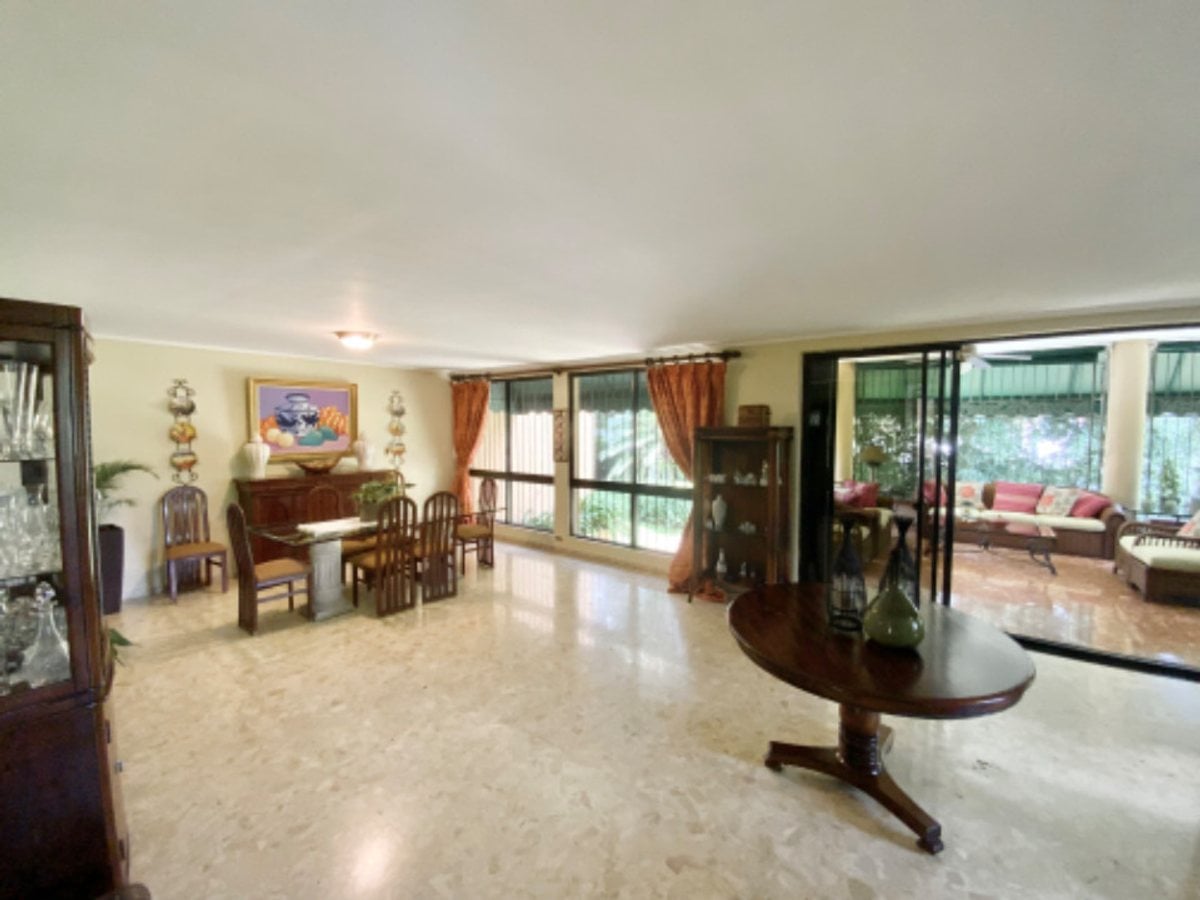 Casa en Arroyo Hondo, Santo Domingo – foto 4