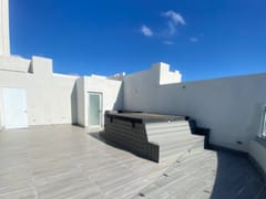 Apartamento en alquiler con terraza privada – foto 4