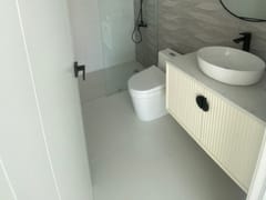 Apartamento en alquiler con terraza privada – foto 3