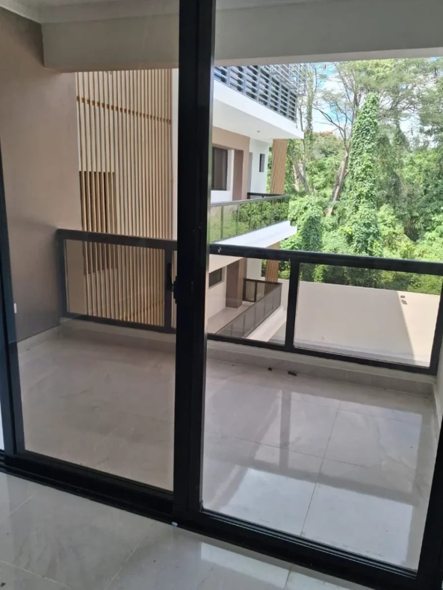 Apartamento bien ubicado en Arroyo Hondo – foto 2