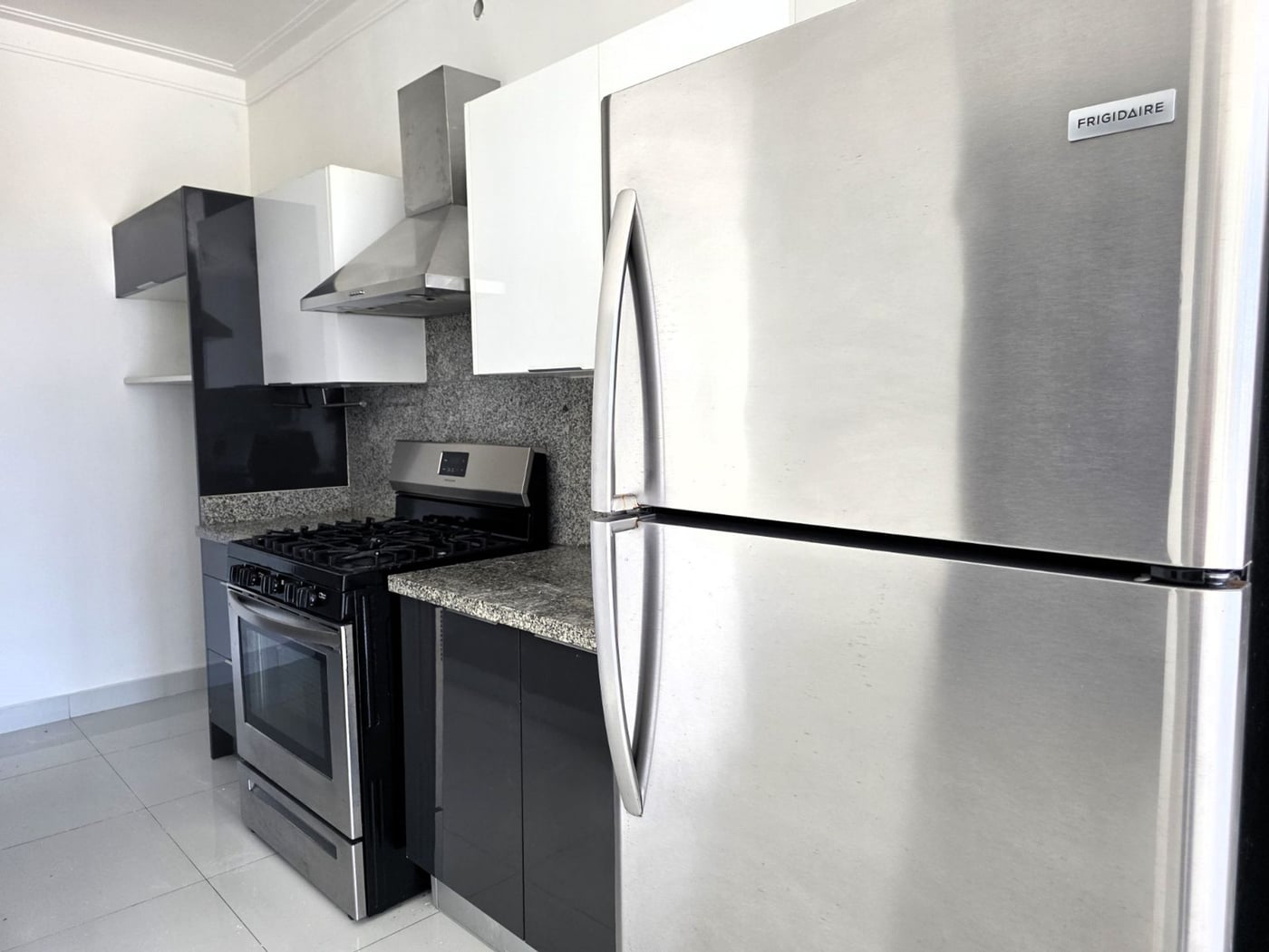 Alquiler apartamento en Bella Vista y línea blanca – foto 3