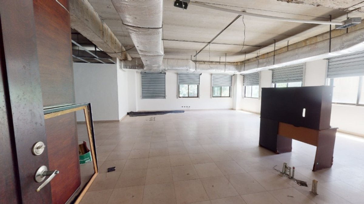 Local en alquiler en torre Administrativa – foto 12