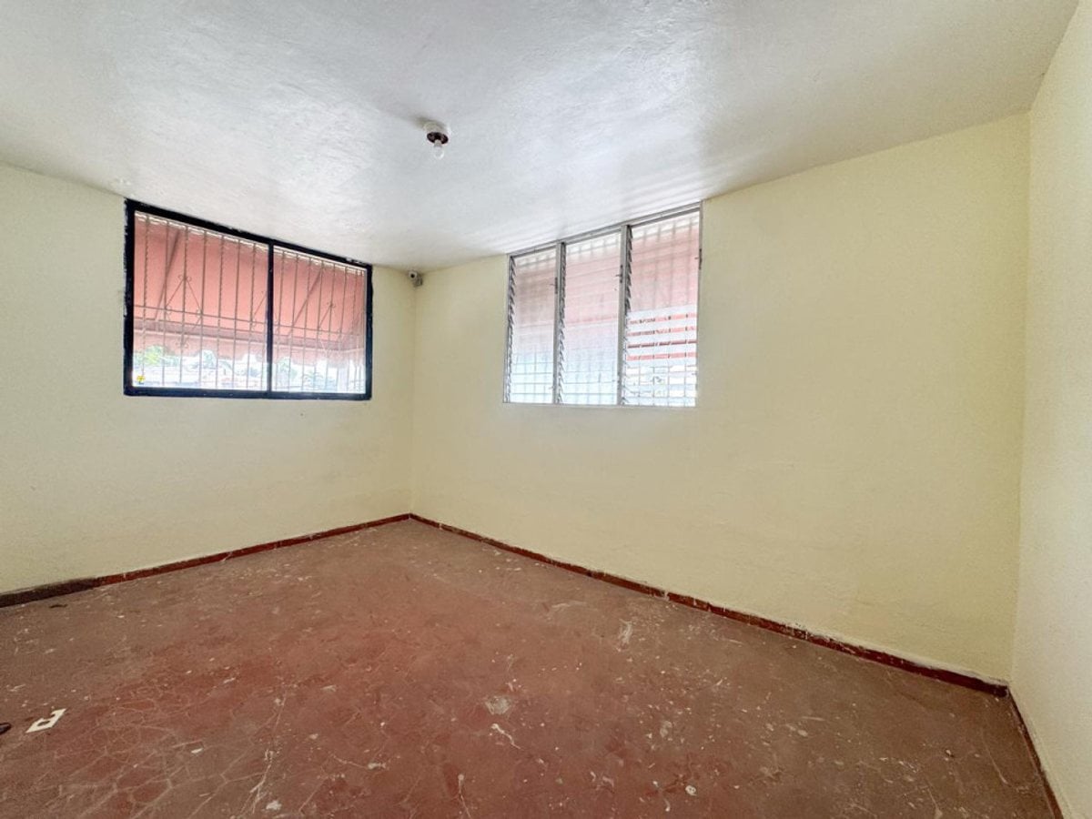 Local comercial en alquiler en Santo Domingo – foto 9