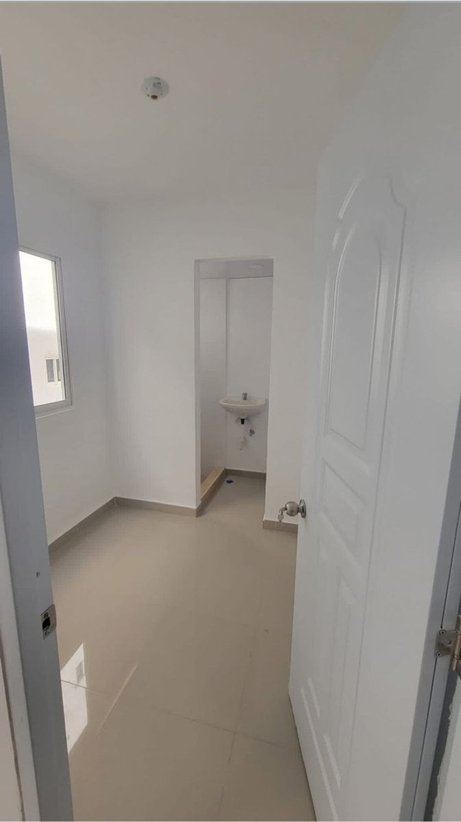 Apartamento 2do Piso NUEVO A ESTRENAR Av. Jacobo Majluta – foto 6