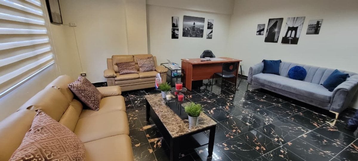 Oficina en Av. Máximo Gámez. (Frente a UTESA) – foto 3