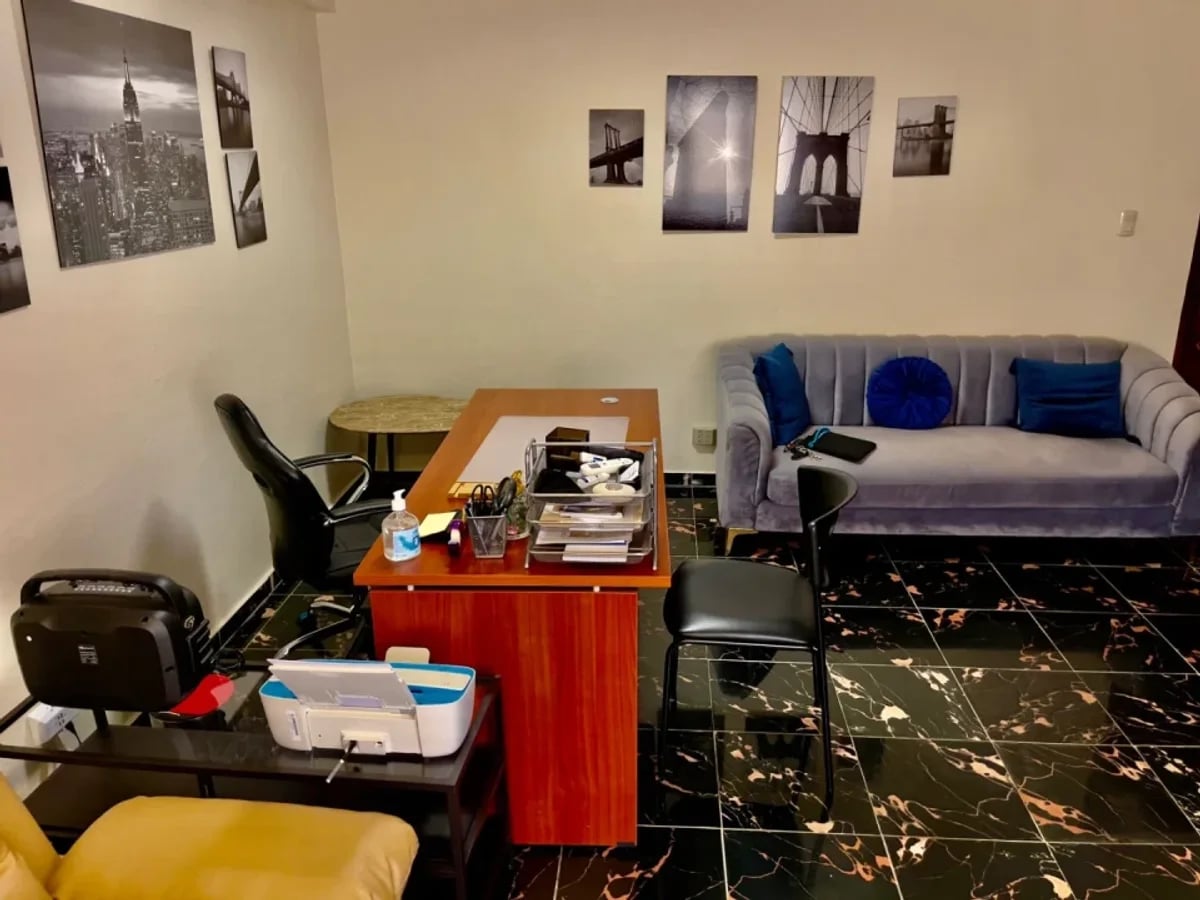 Oficina en Av. Máximo Gámez. (Frente a UTESA) – foto 7