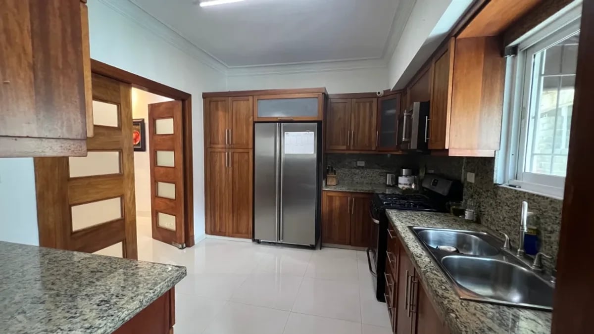 Muy cerca de Bella Vista Mall Alquiler con Muebles – foto 6