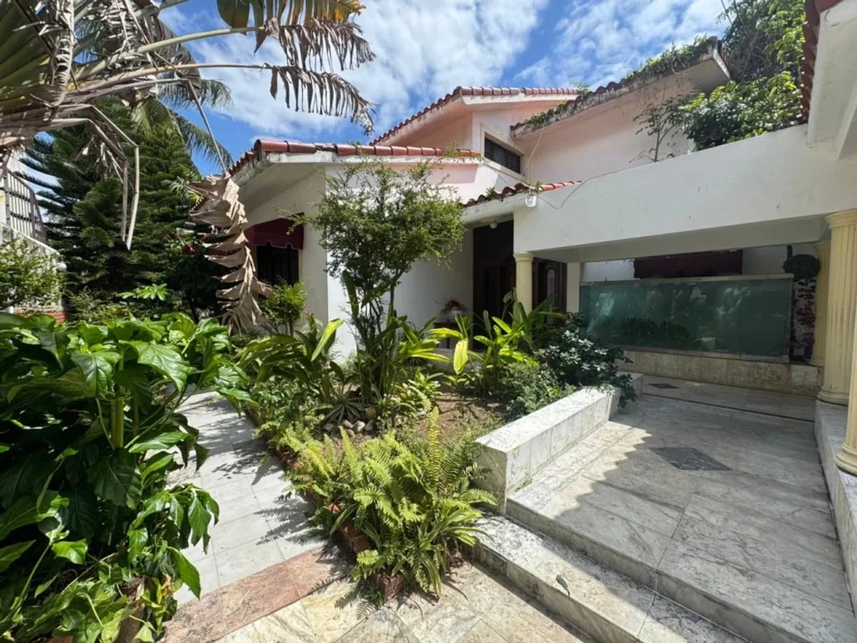 Casa en El Millón, Santo Domingo – foto 1