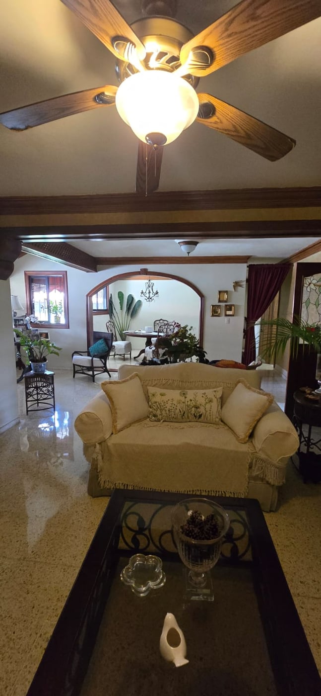 Apartamento Clasico en Venta en Piantini – foto 2