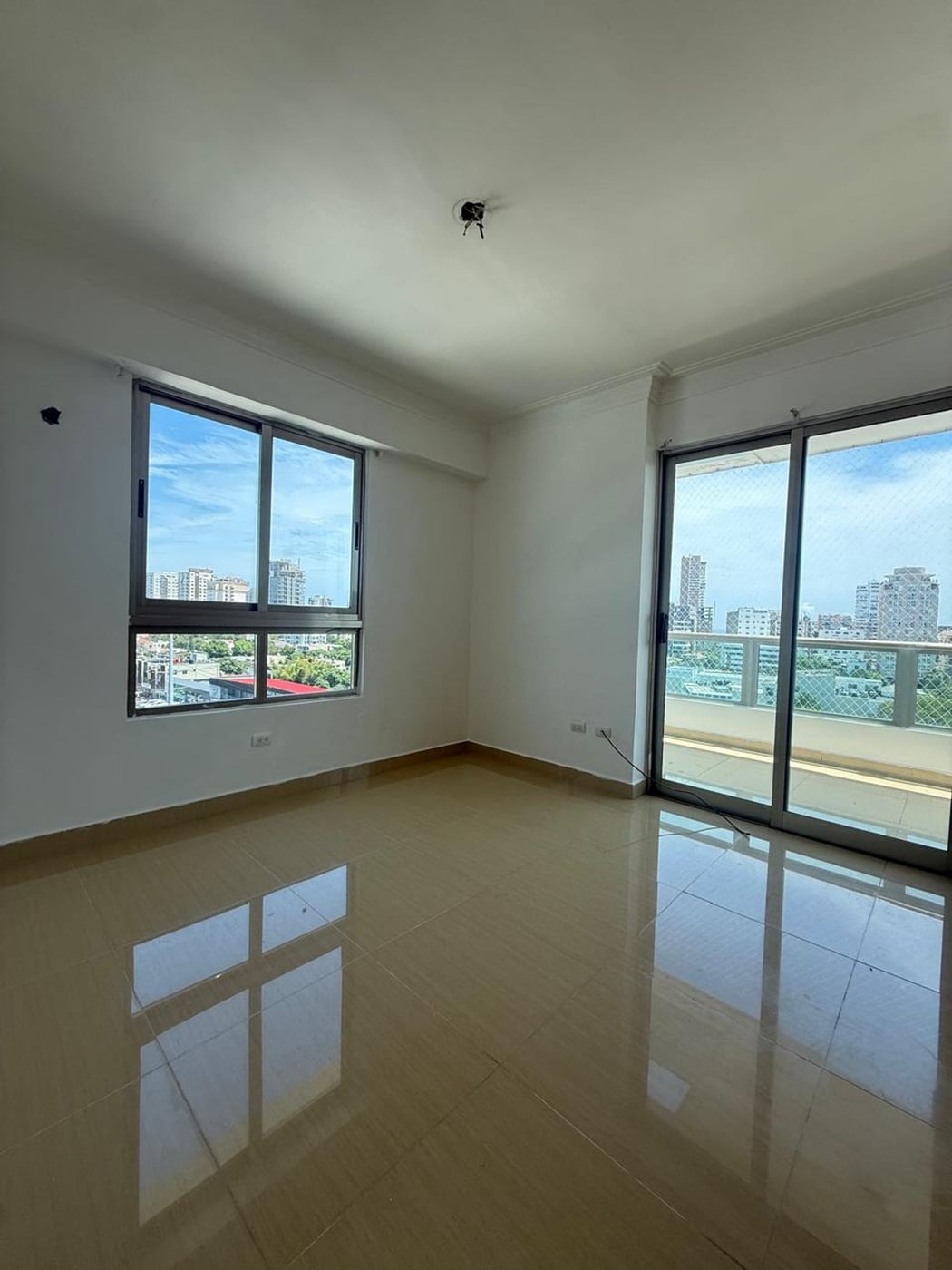APARTAMENTO EN ALQUILER 3 HAB RÓMULO BETANCOURT – foto 11