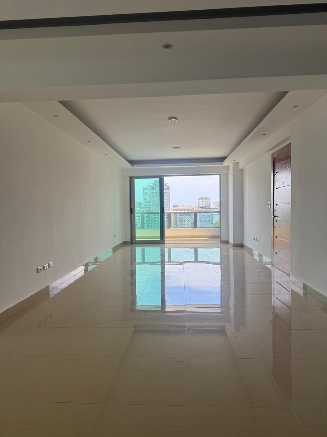APARTAMENTO EN ALQUILER 3 HAB RÓMULO BETANCOURT – foto 6