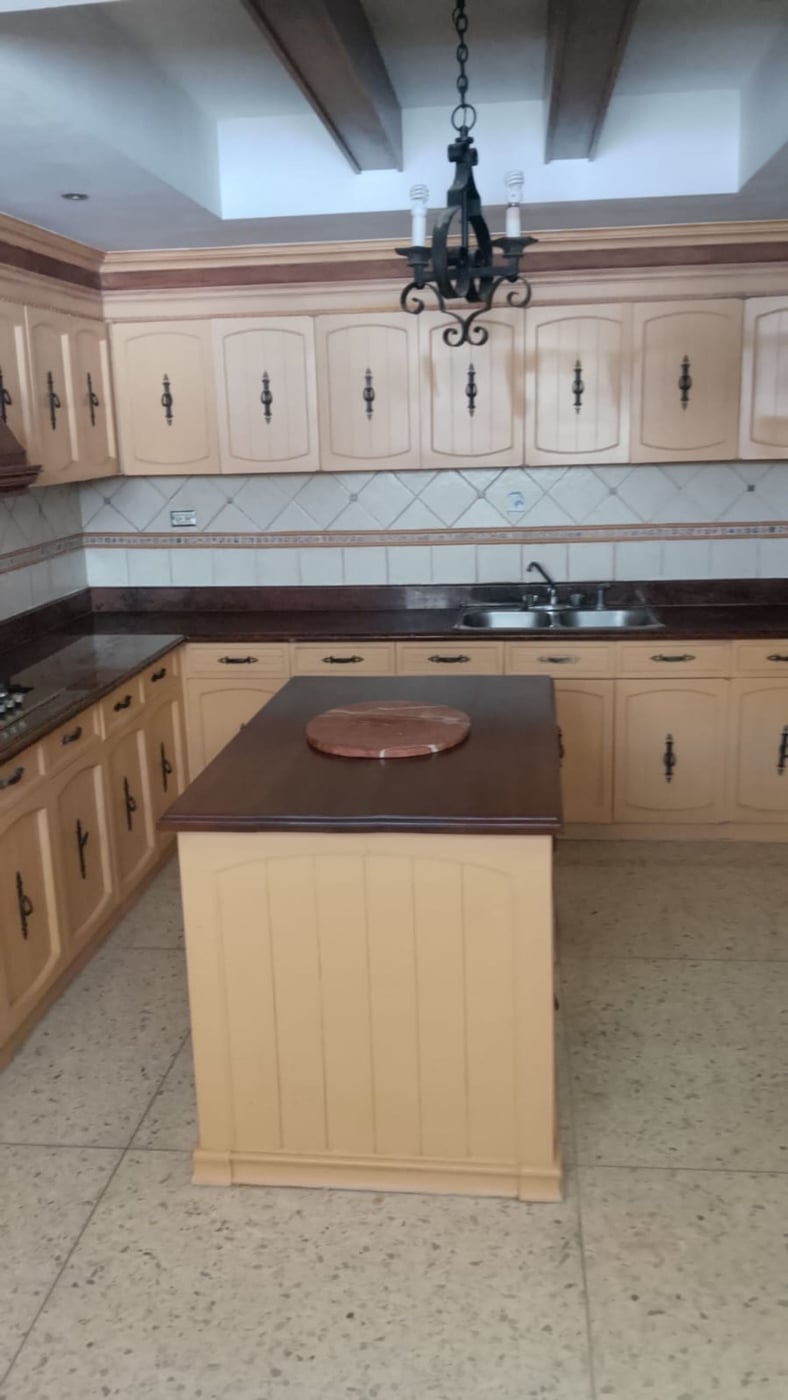 Local en Alquiler en Santo Domingo – foto 5