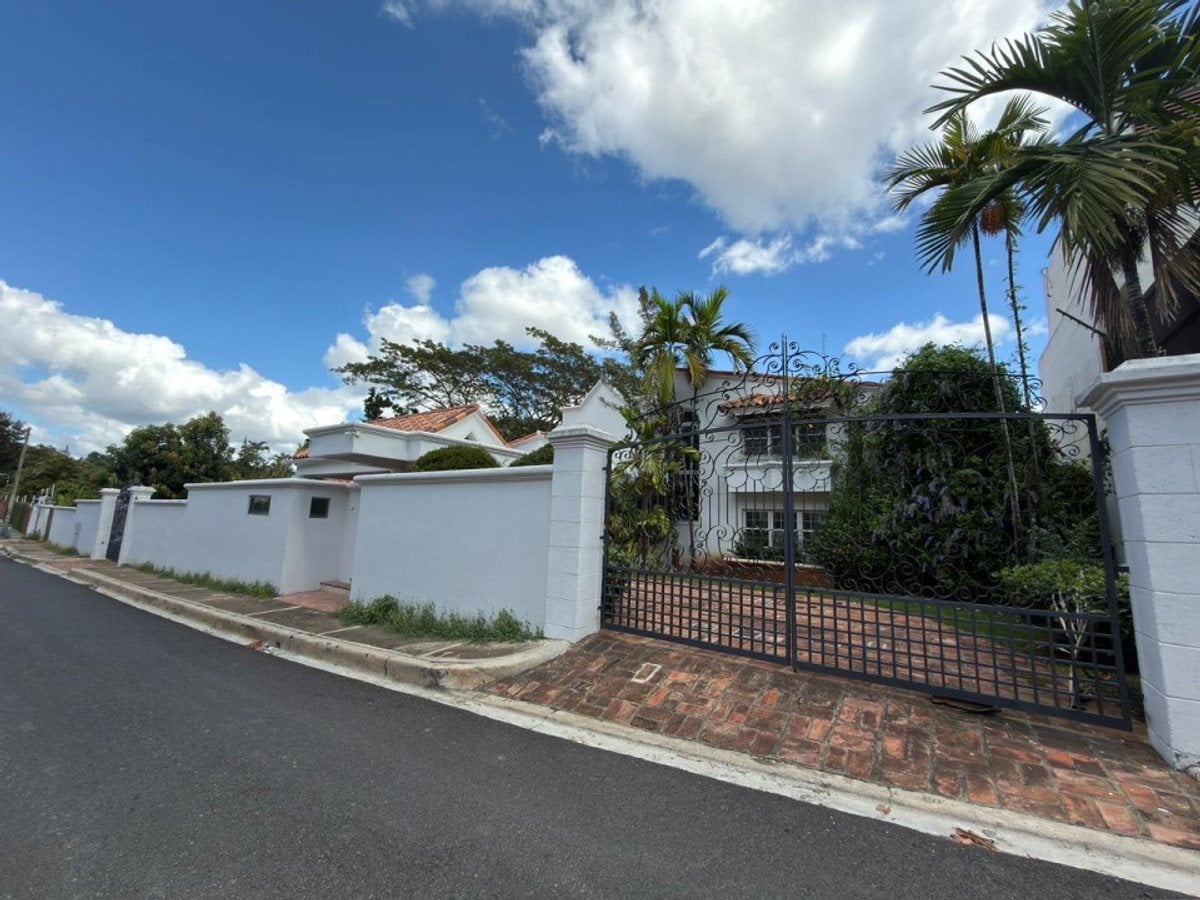 Casa de alquiler en Viejo Arroyo Hondo – foto 1