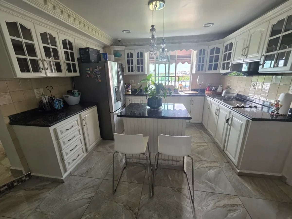 Apartamento de lujo en Alma Rosa I, Santo Domingo Este – foto 1