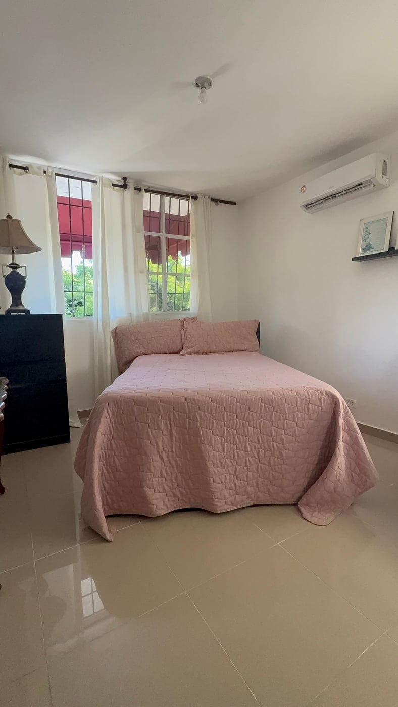 Casa de dos niveles en Costa Caribe – foto 11