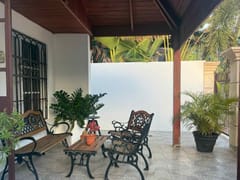 Casa de dos niveles en Costa Caribe – foto 1
