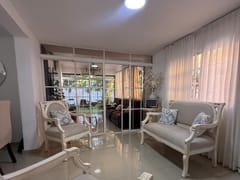 Casa de dos niveles en Costa Caribe – foto 3