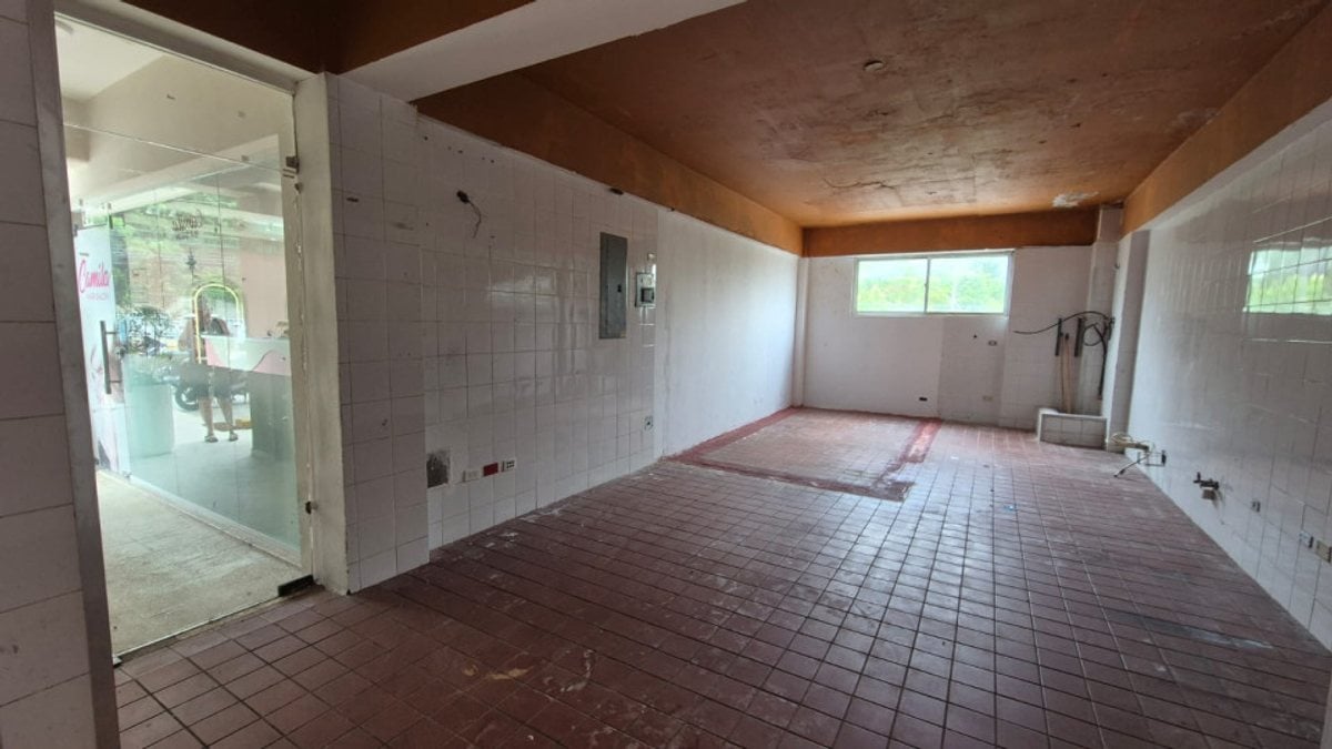 Local comercial en alquiler en Arroyo Hondo – foto 1