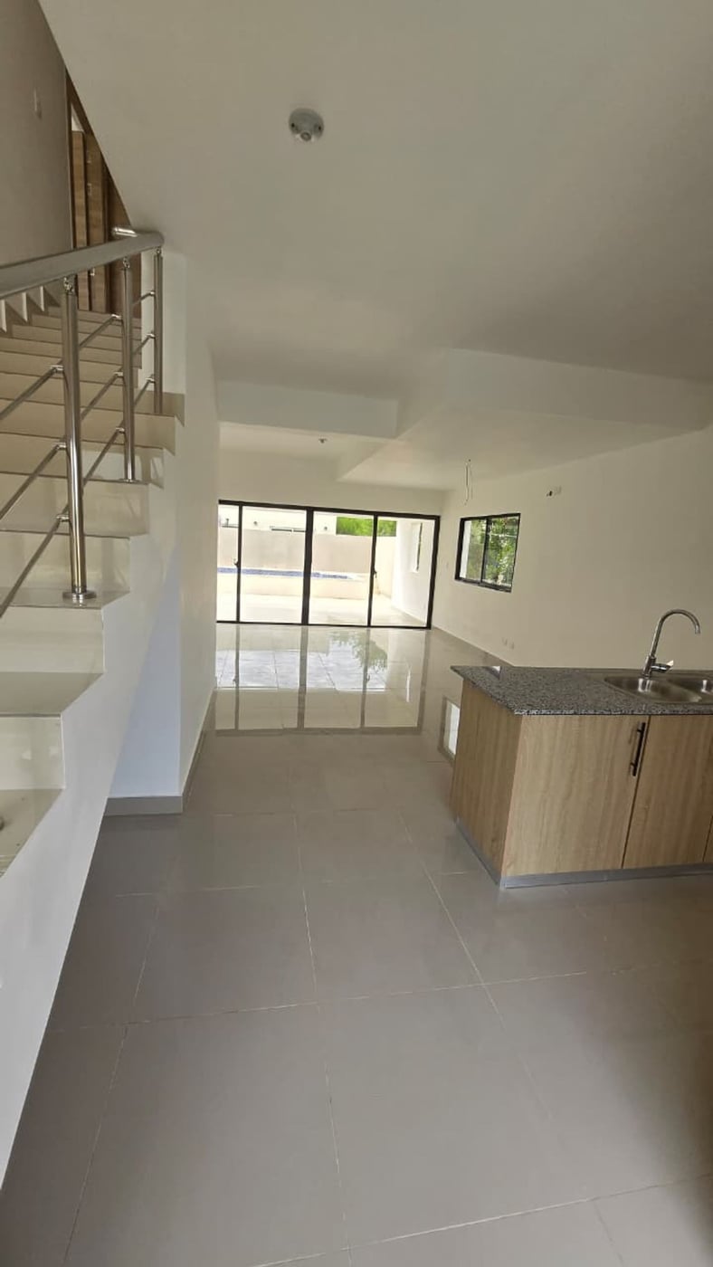 CASA EN VENTA 3 DORMITORIOS PUNTA CANA CON PISCINA – foto 4