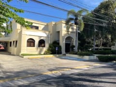 Edificio en venta en Zona Universitaria – foto 1