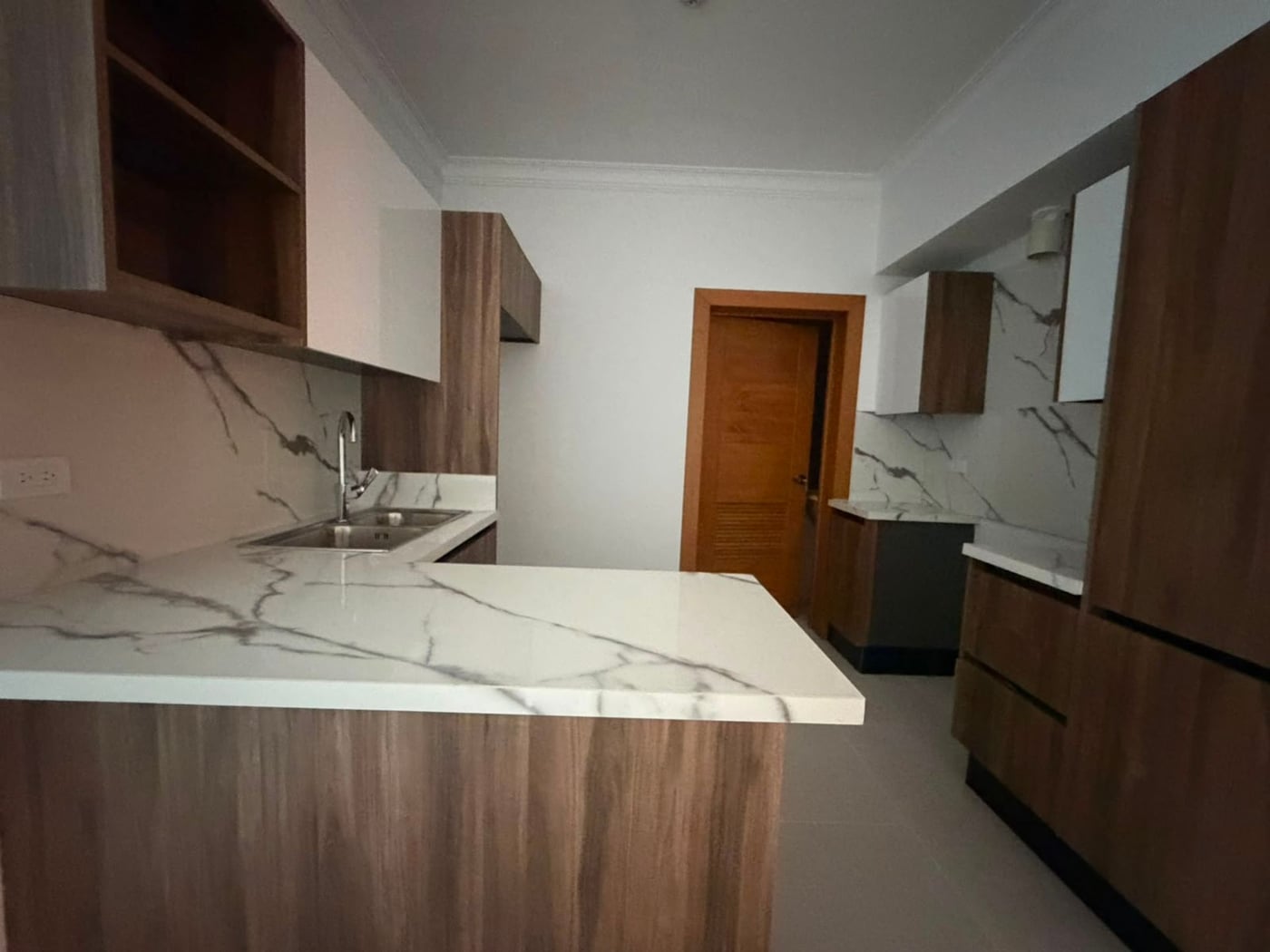 Apartamento de 2 dormitorios en alquiler en Ensanche Naco – foto 1