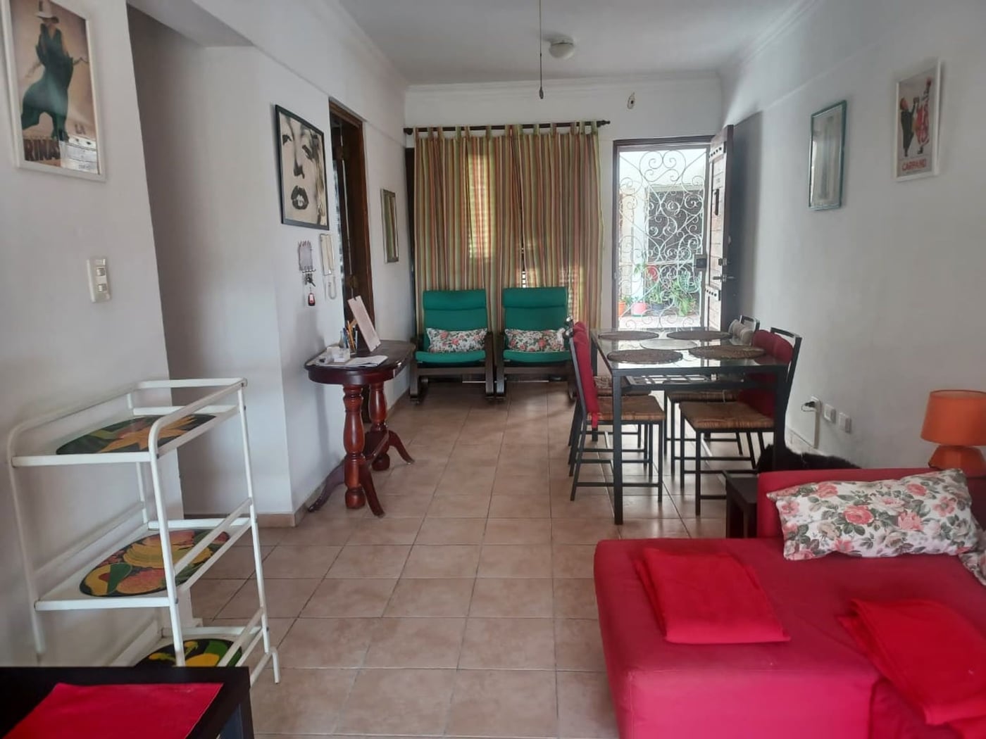Apartamento en Alquiler en la Zona Colonial – foto 1