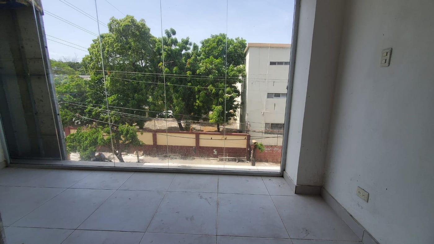 Local Comercial en Alquiler Sabana Larga – foto 2
