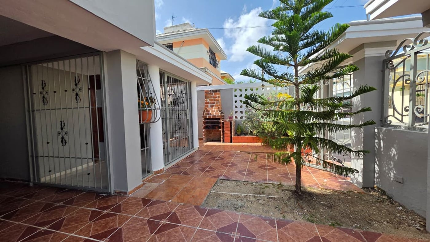 Casa en San Isidro Adentro, Santo Domingo Este – foto 3