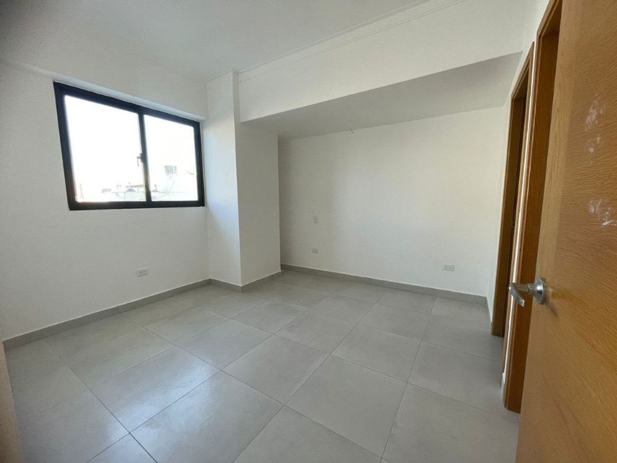 Apartamento en Ensanche Serrallés, Santo Domingo – foto 8