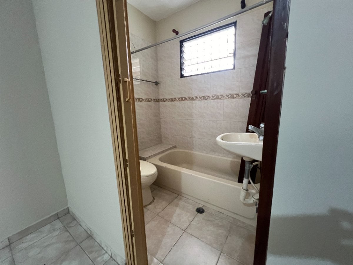 Casa en Nordesa III, Santo Domingo de Guzmán – foto 8