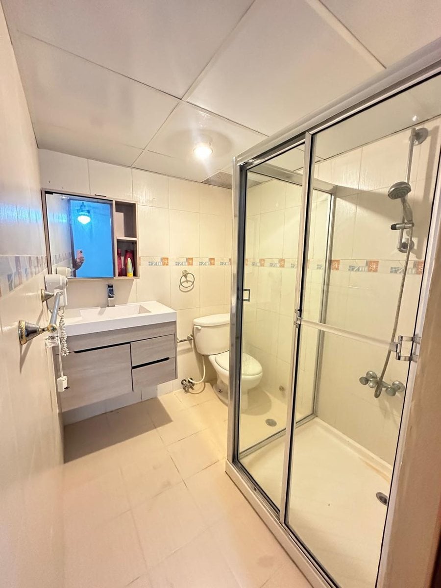 Apartamento amueblado en alquiler frente al mar Juan Dolió – foto 6