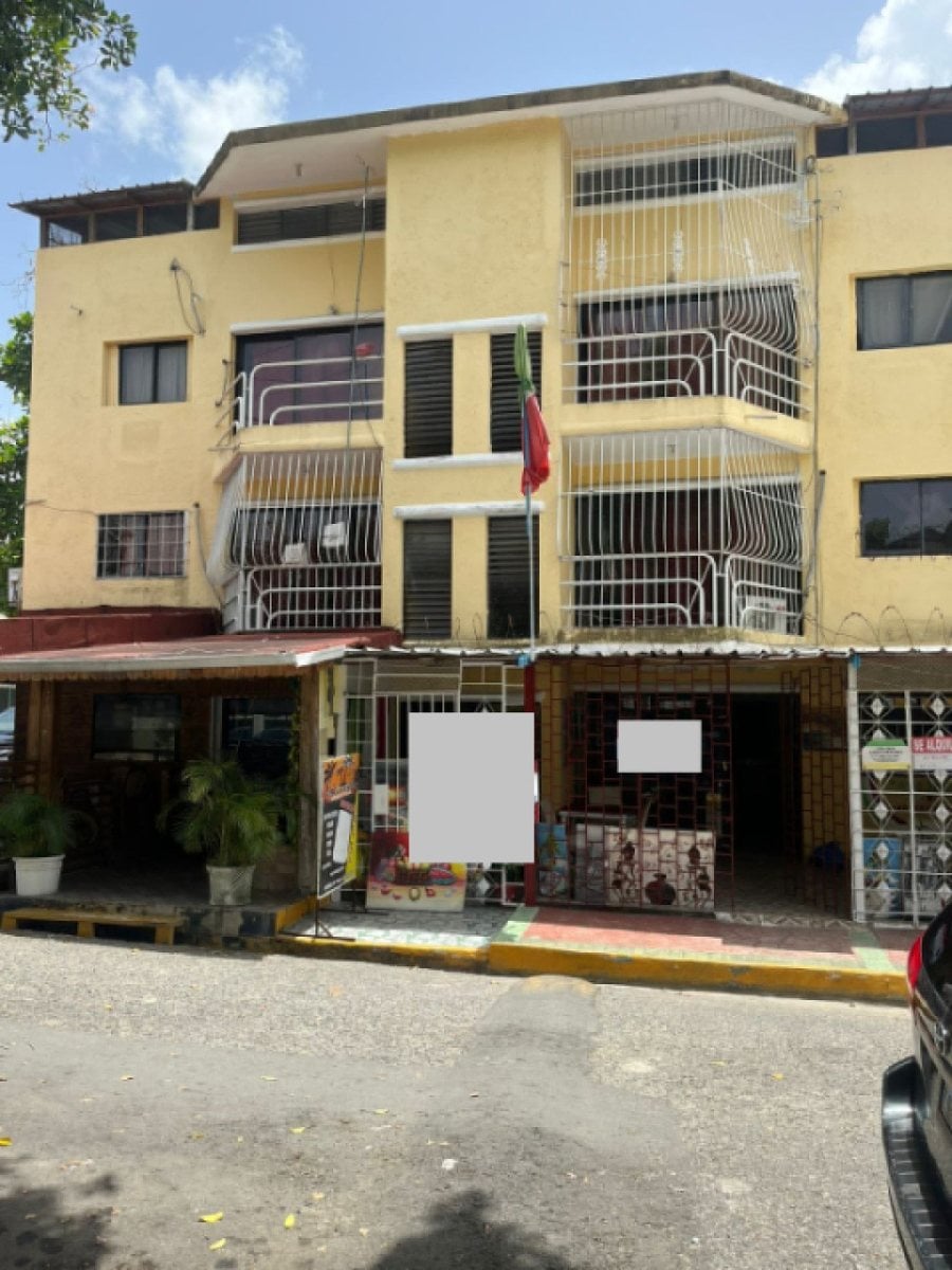 Hotel en Boca Chica con 10 habitaciones – foto 1