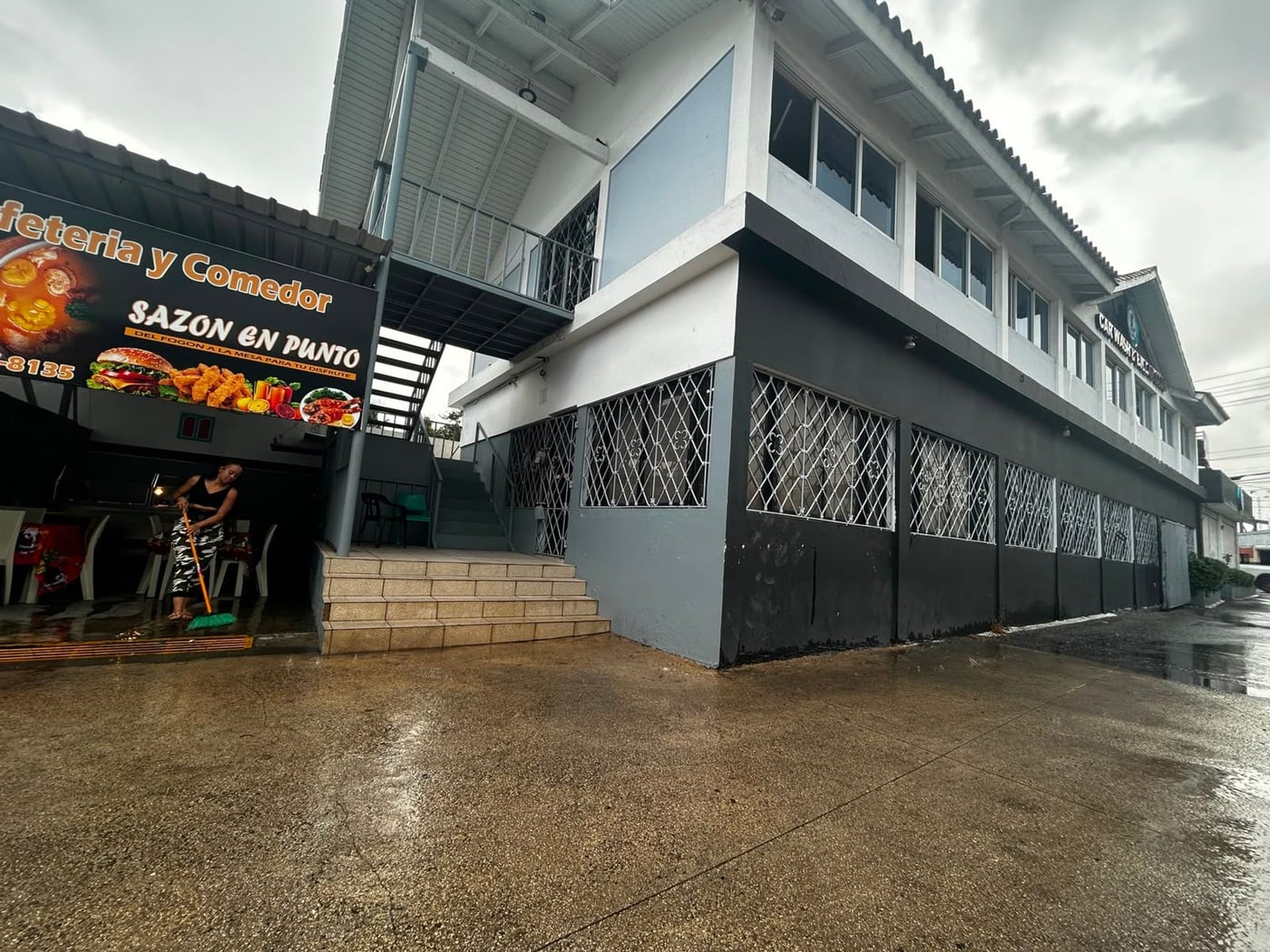 EDIFICIO COMERCIAL EN VENTA 1418 M² LA ROMANA – foto 1