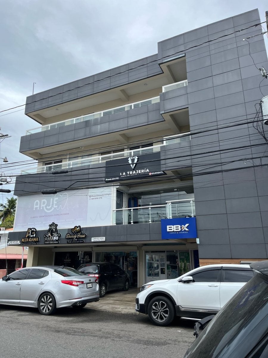 EDIFICIO EN VENTA 176 M² ALMA ROSA II SANTO DOMING – foto 2