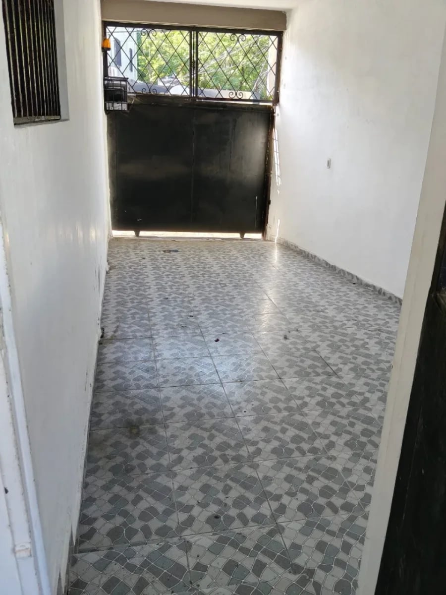 Casa en Las Caobas, Santo Domingo Oeste – foto 2