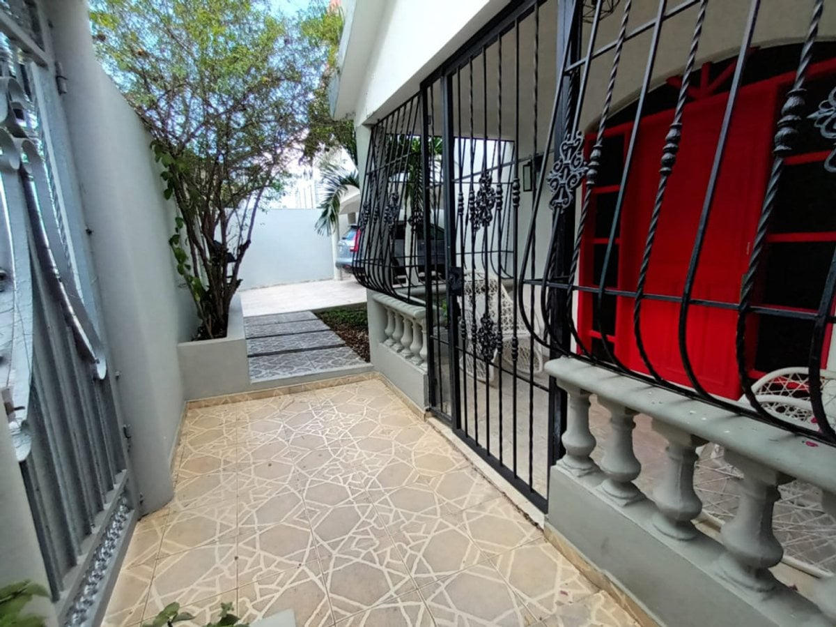 Casa en Brisa Oriental VI, Santo Domingo Este – foto 4