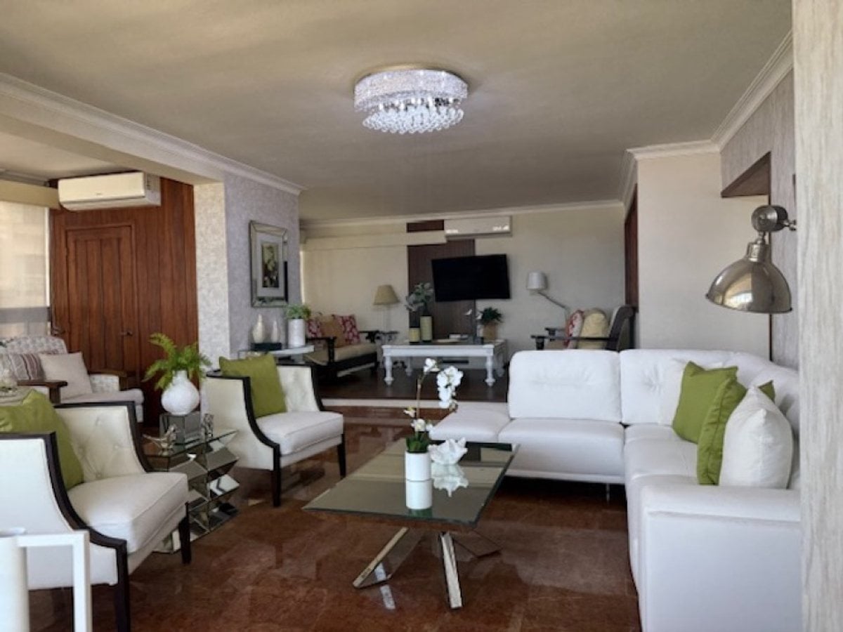 Apartamento de Lujo en La Julia, Santo Domingo – foto 4