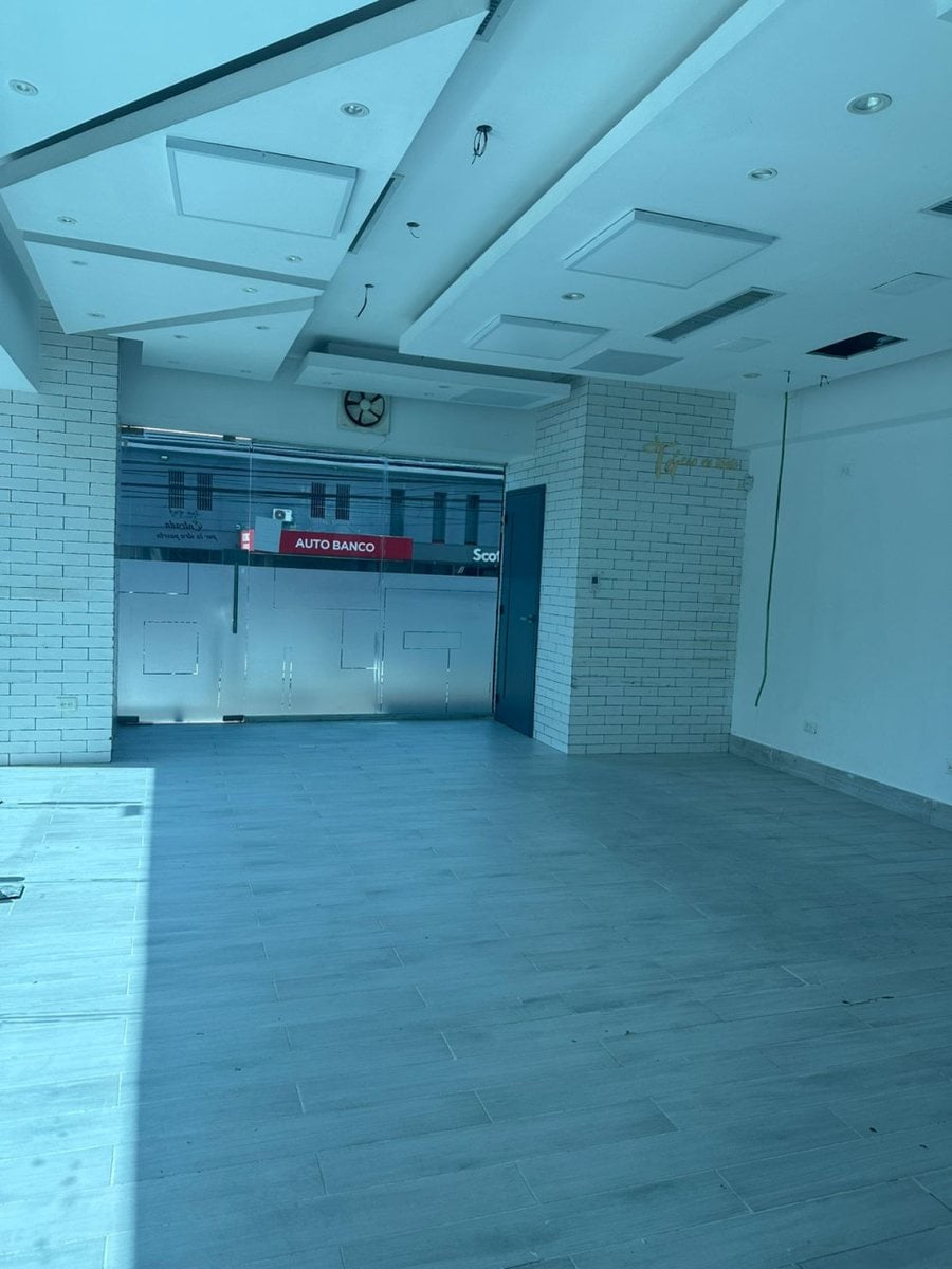 Local en 1er piso en alquiler – foto 8