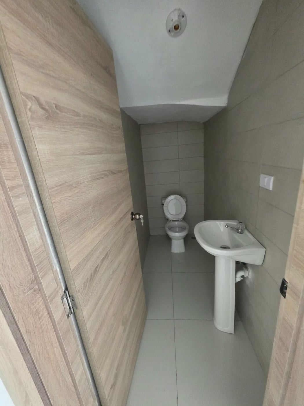 Vendo casa en Villas Naco, KM13 Autopista Duarte – foto 9