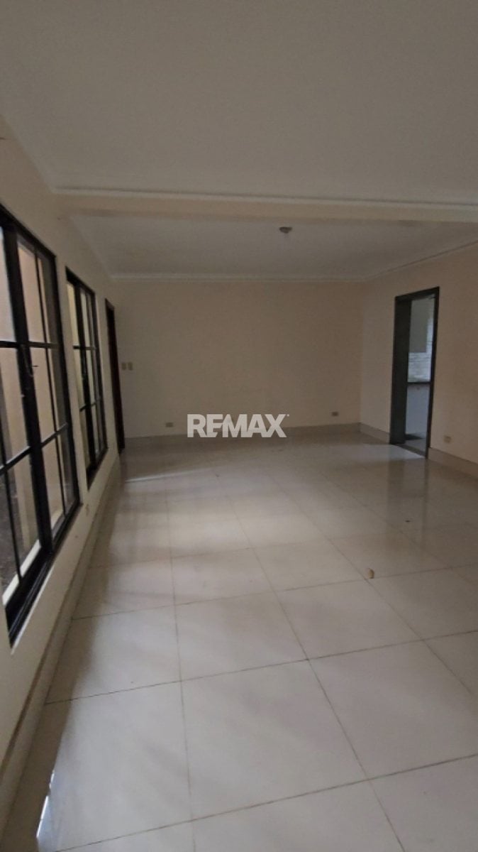Local comercial en LOS PRADOS – foto 2