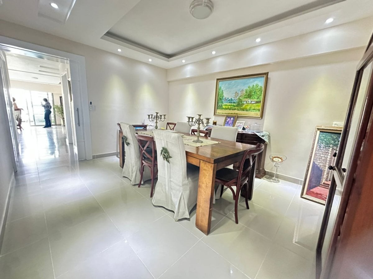 Apartamento amplio en venta en Santo Domingo – foto 3