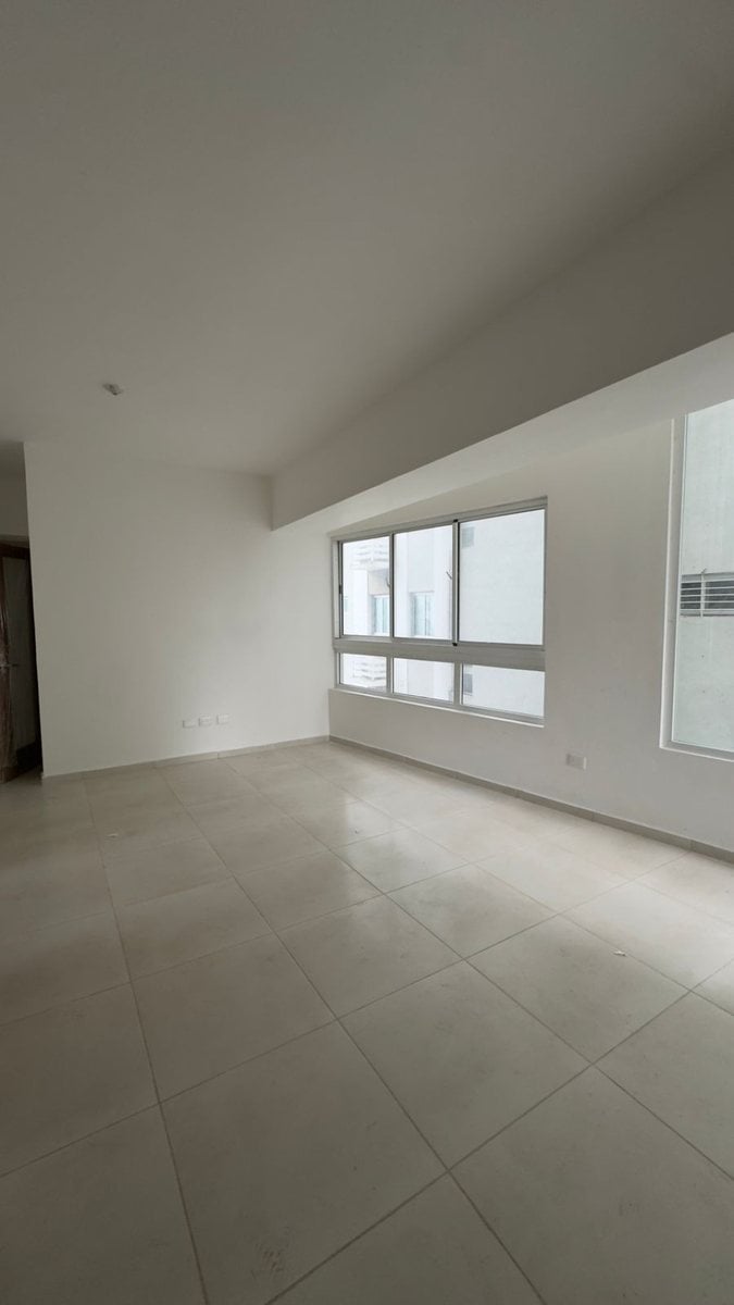 Apartamento 2 habitaciones ensanche Paraíso – foto 2