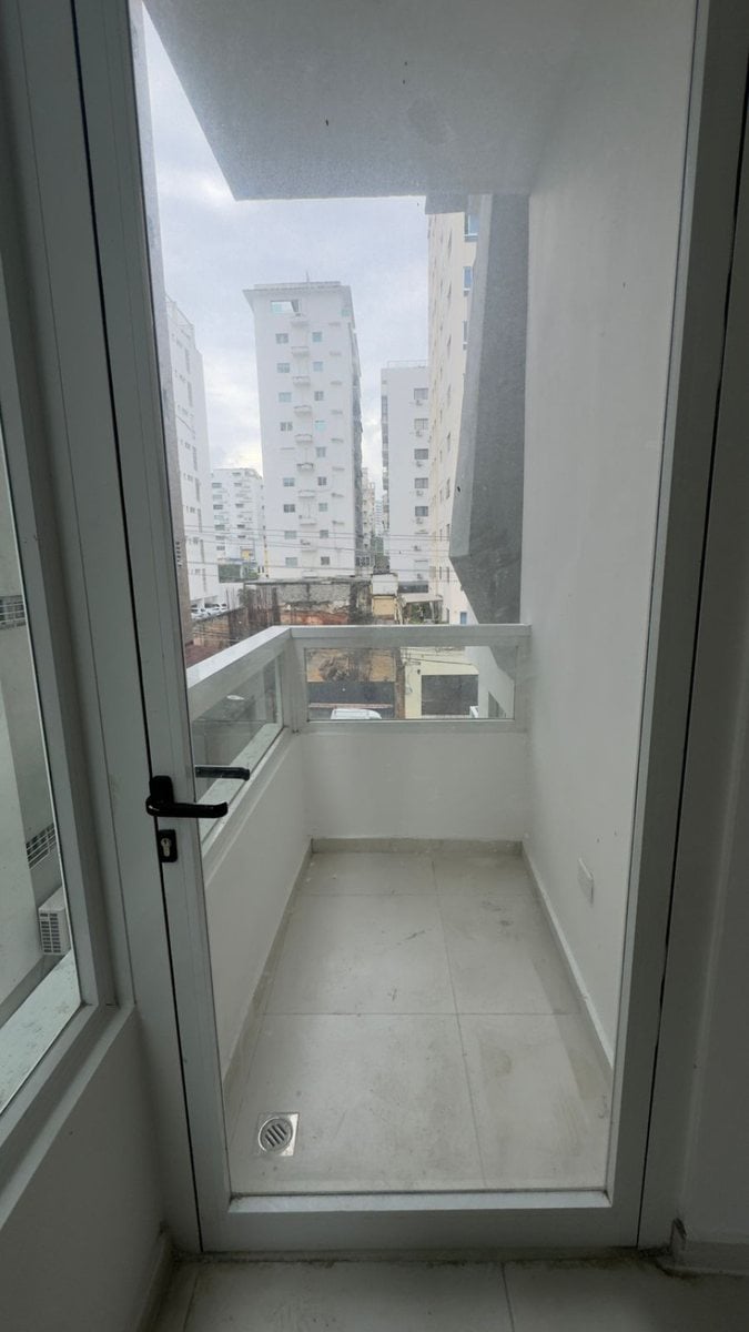 Apartamento 2 habitaciones ensanche Paraíso – foto 3