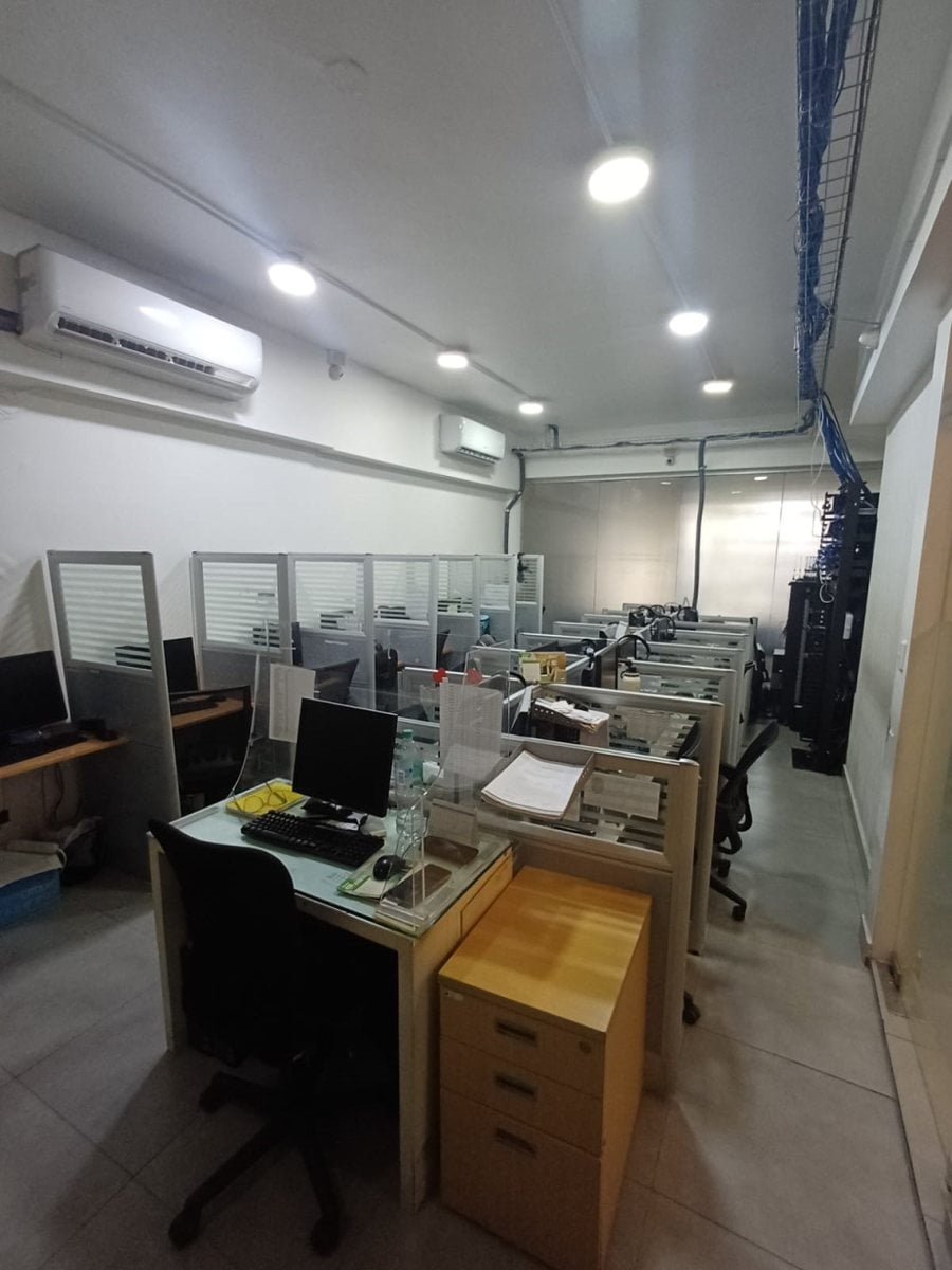 Local de oficina en alquiler – foto 10