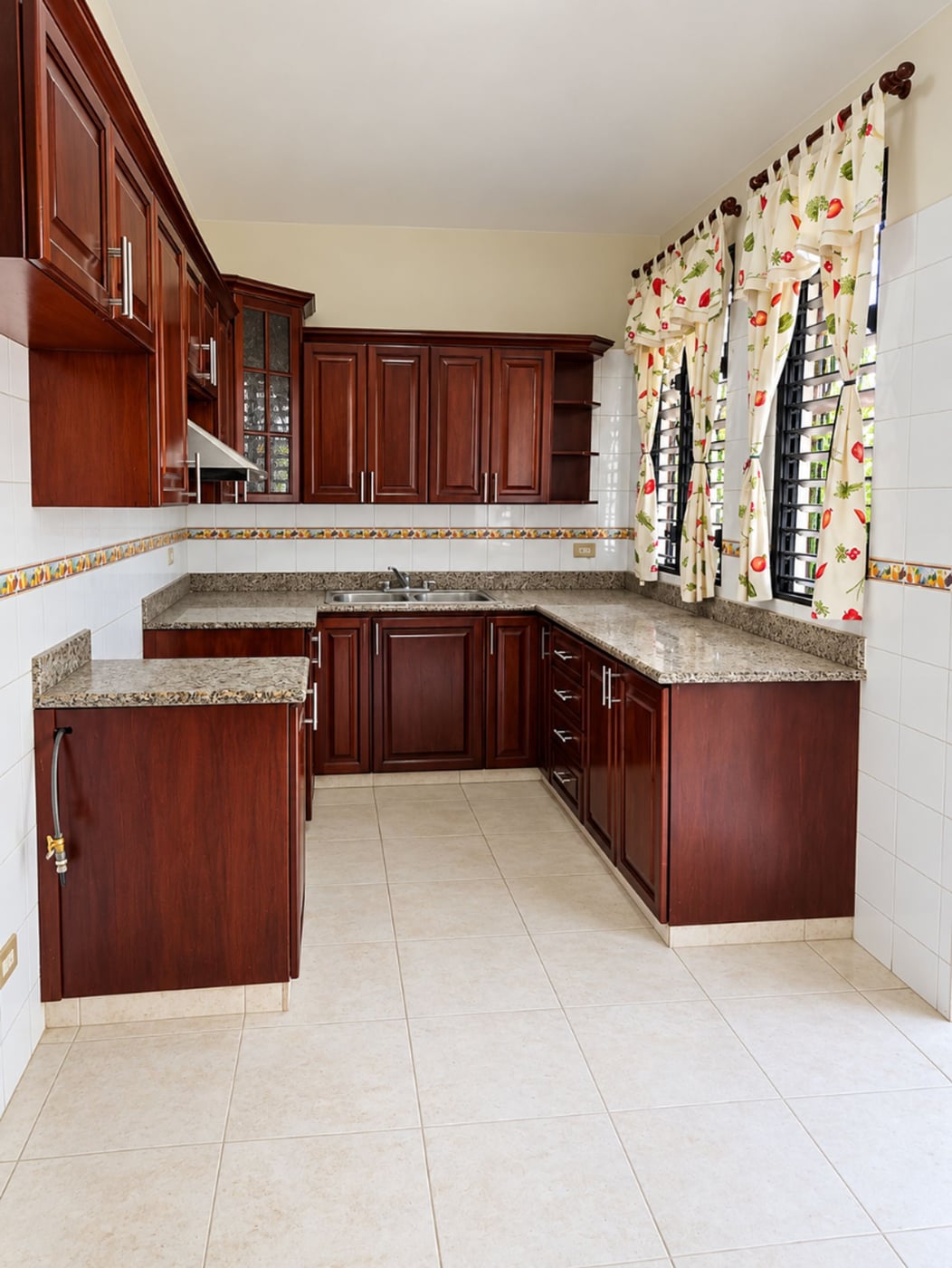 CASA EN ALQUILER | ALTOS DE ARROYO HONDO II – foto 2