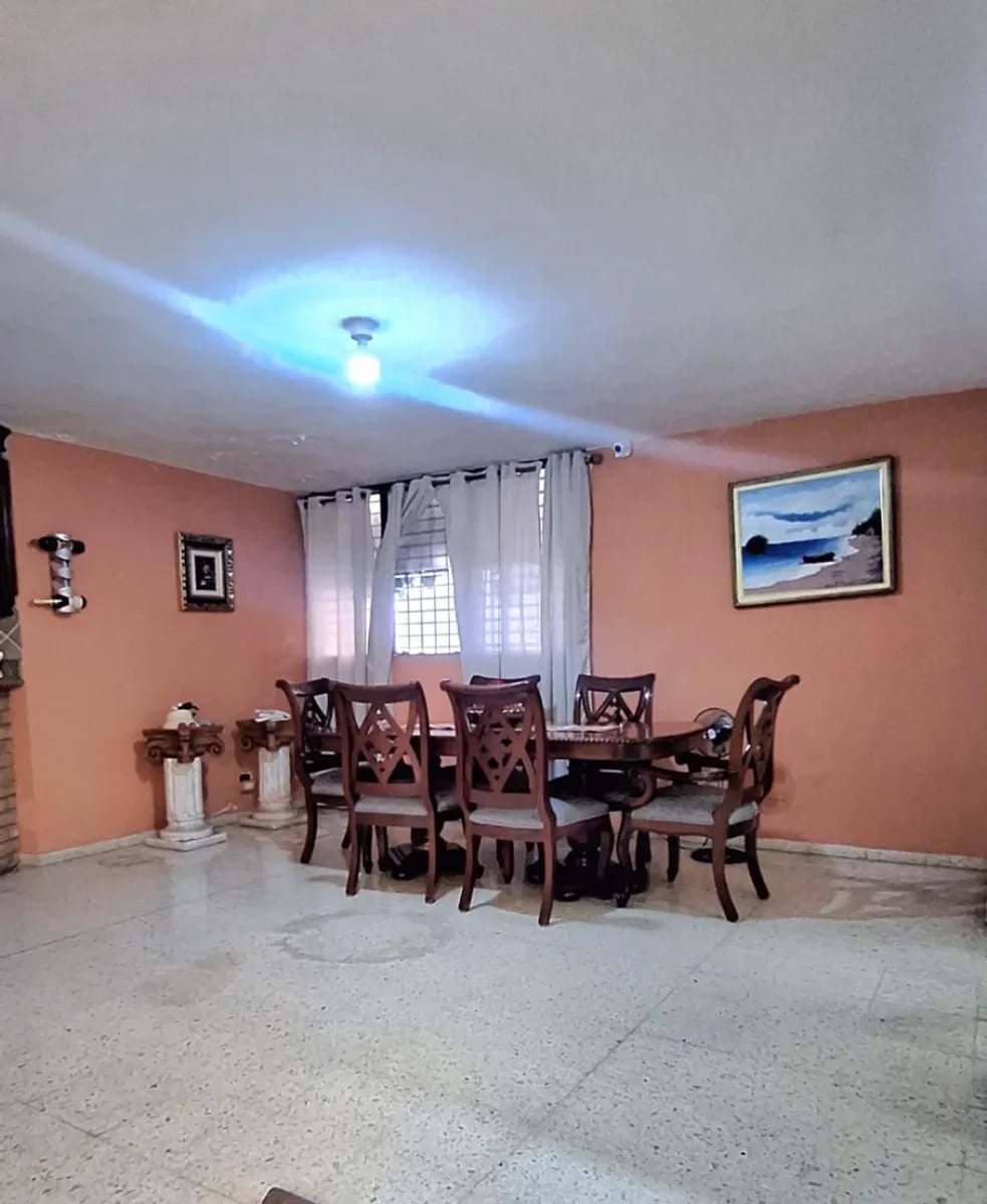 Casa en Los Restauradores, Santo Domingo – foto 7